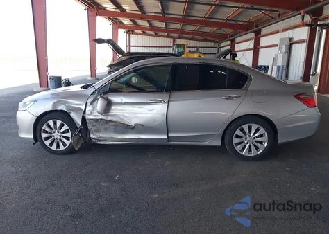 2015 Honda Accord Ex-L V-6 z USA, uszkodzony, nr VIN 1HGCR3F84FA030012